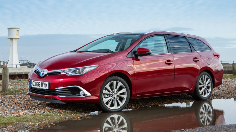 Illustration for article titled Toyota New Zealand currently sells 3 vastly different versions of the Corolla